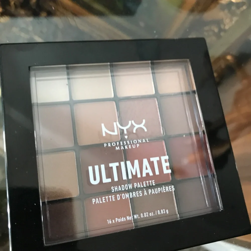 NYX Ultimate Eye Shadow Plus  NEW Avon Mini Mascara New FINAL SALE